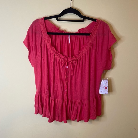Free People Top Loose Fit Charlie Ruffle Button Down Flowy Size Small NWT - Picture 2 of 11